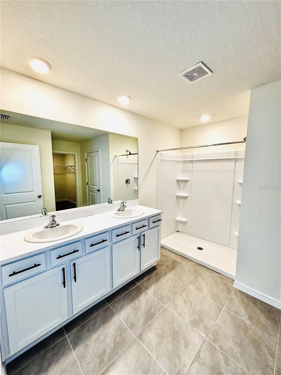 GC541273 Property Photo 8