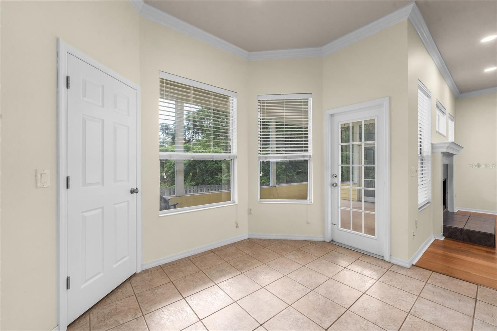 2501 Nw 91st Dr Property Photo 14