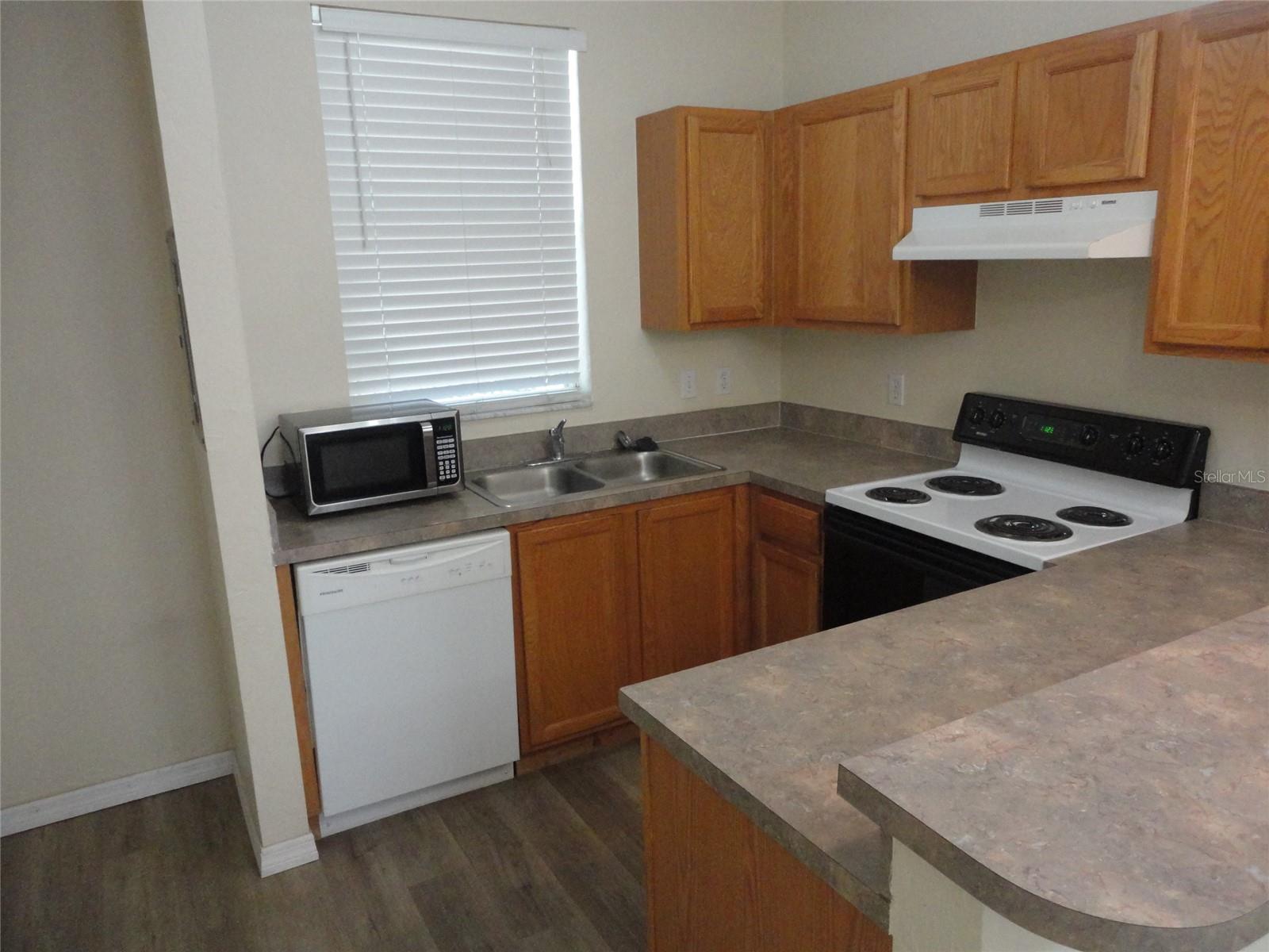 3584 Sw 30th Way #129 Property Photo 2