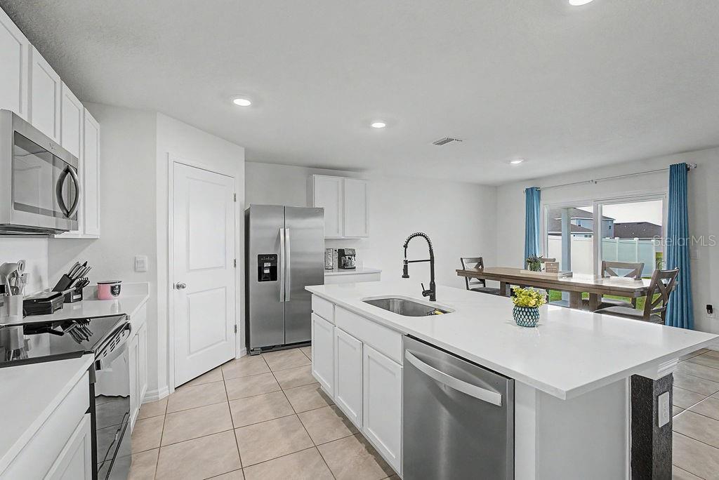 17070 Nw 176th Way Property Photo 12