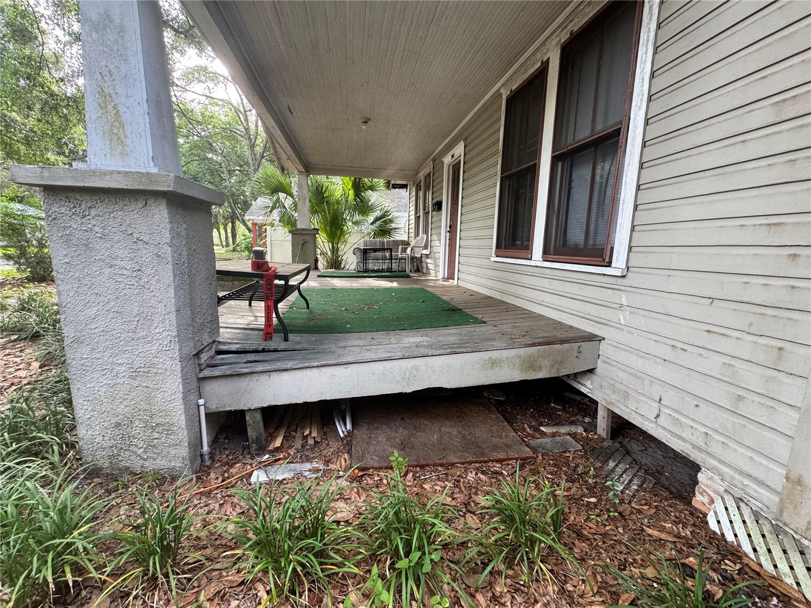 907 Nw 11th Ave Property Photo 5