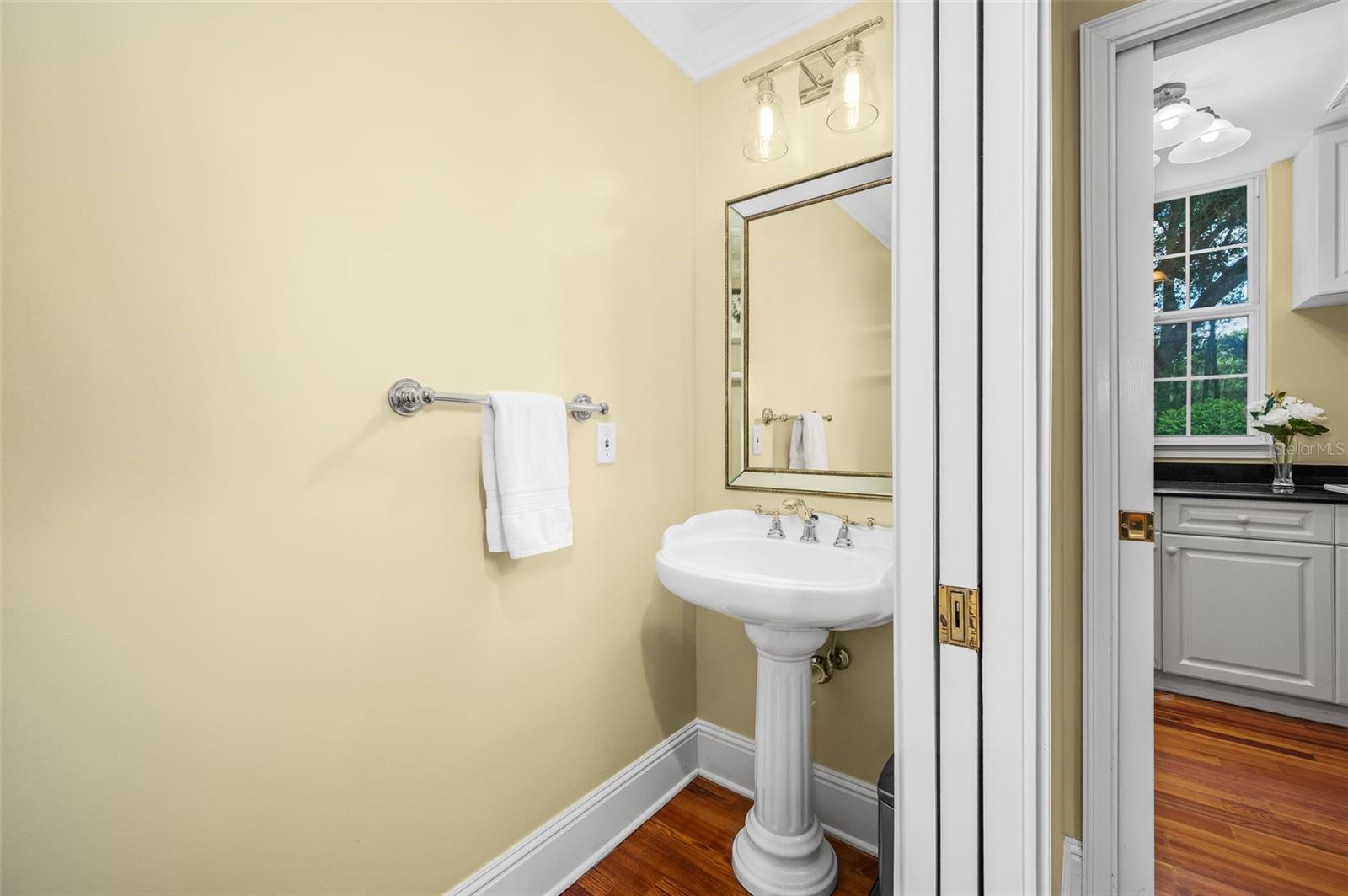 10005 Sw 48th Pl Property Photo 40