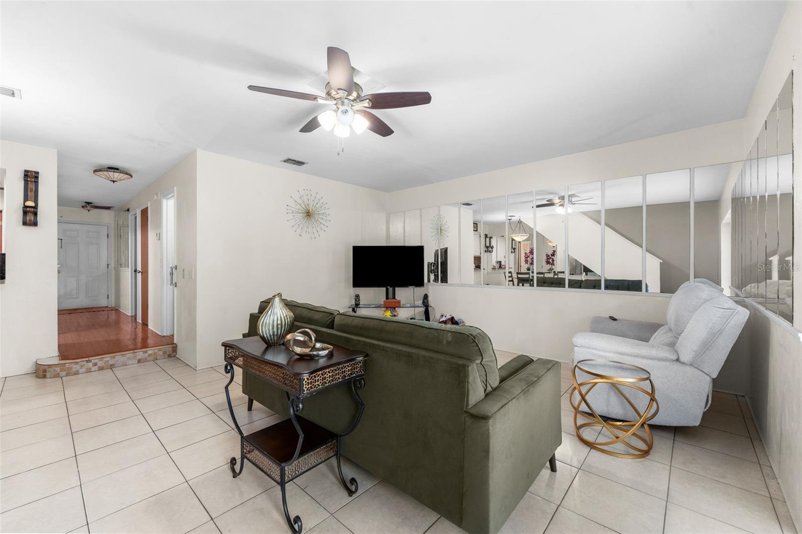 3312 Nw 52nd Ter Property Photo 4