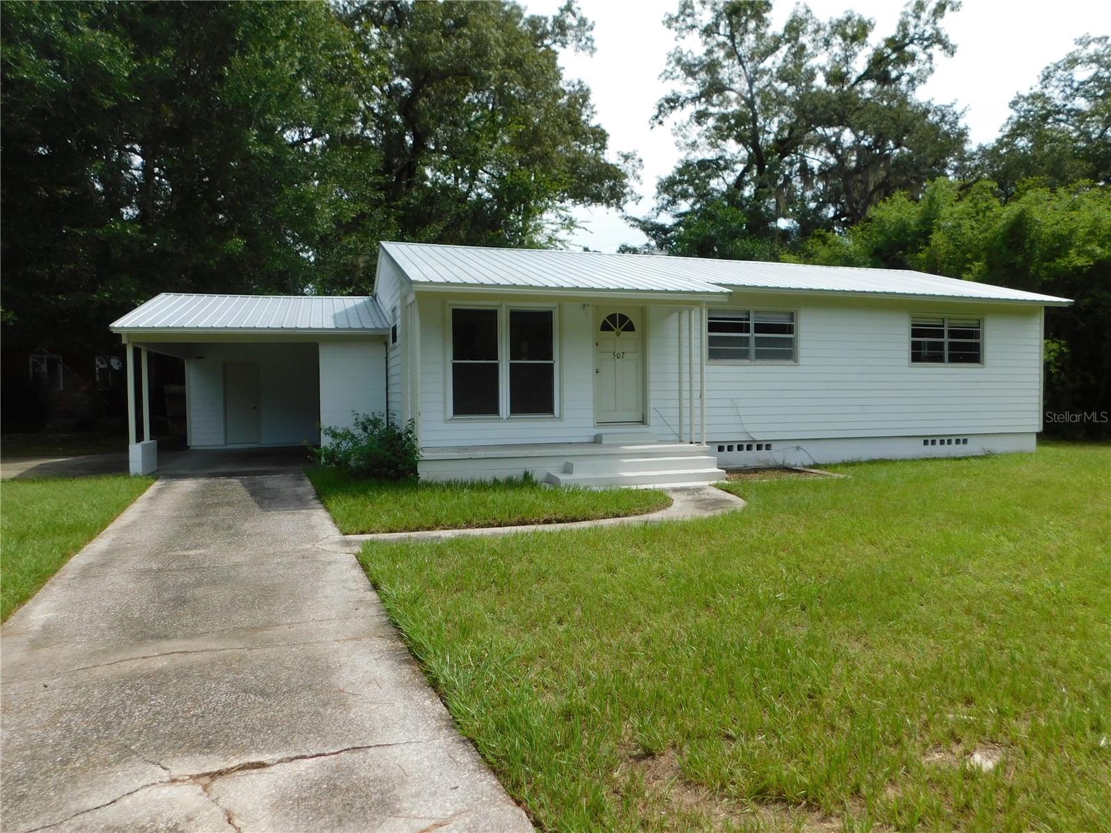 507 Nw 34th Ter Property Photo 1