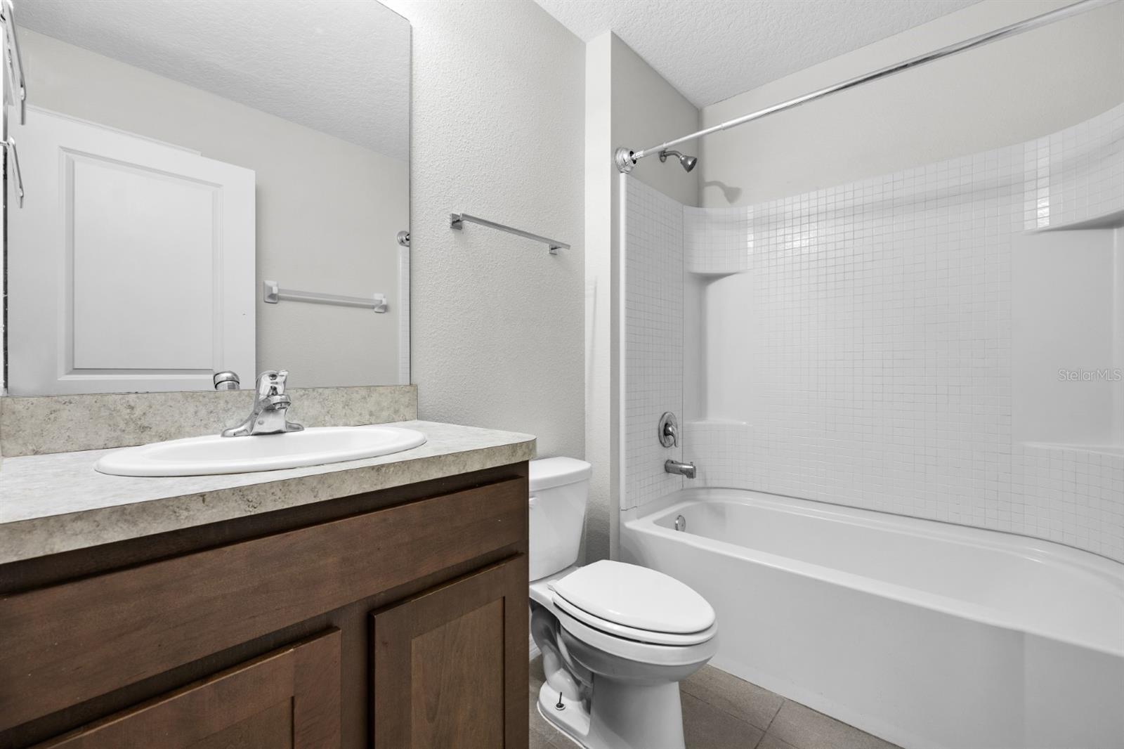 896 Nw 253rd Dr Property Photo 14