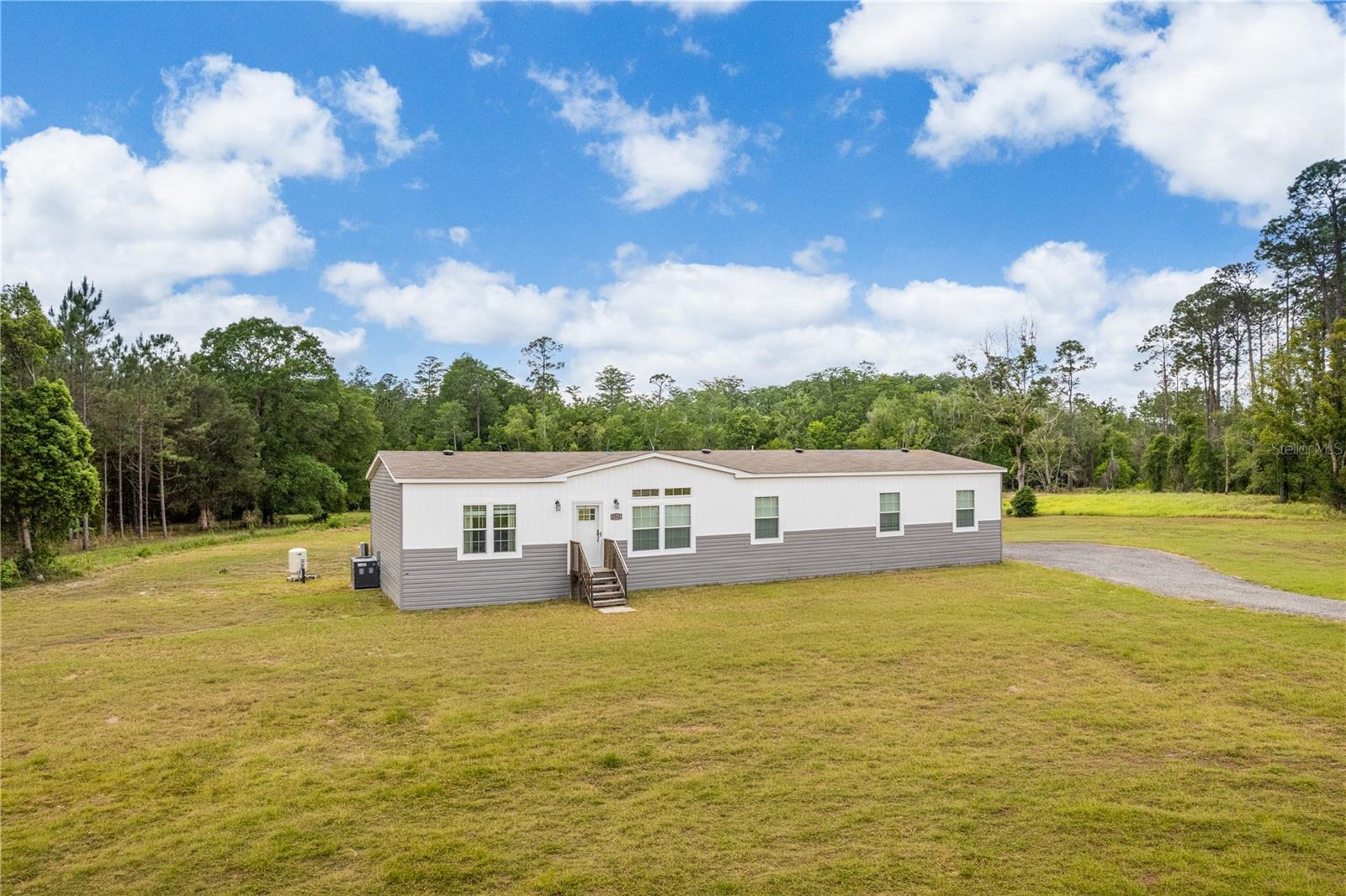 2362 Ne County Road 1469 Property Photo 49