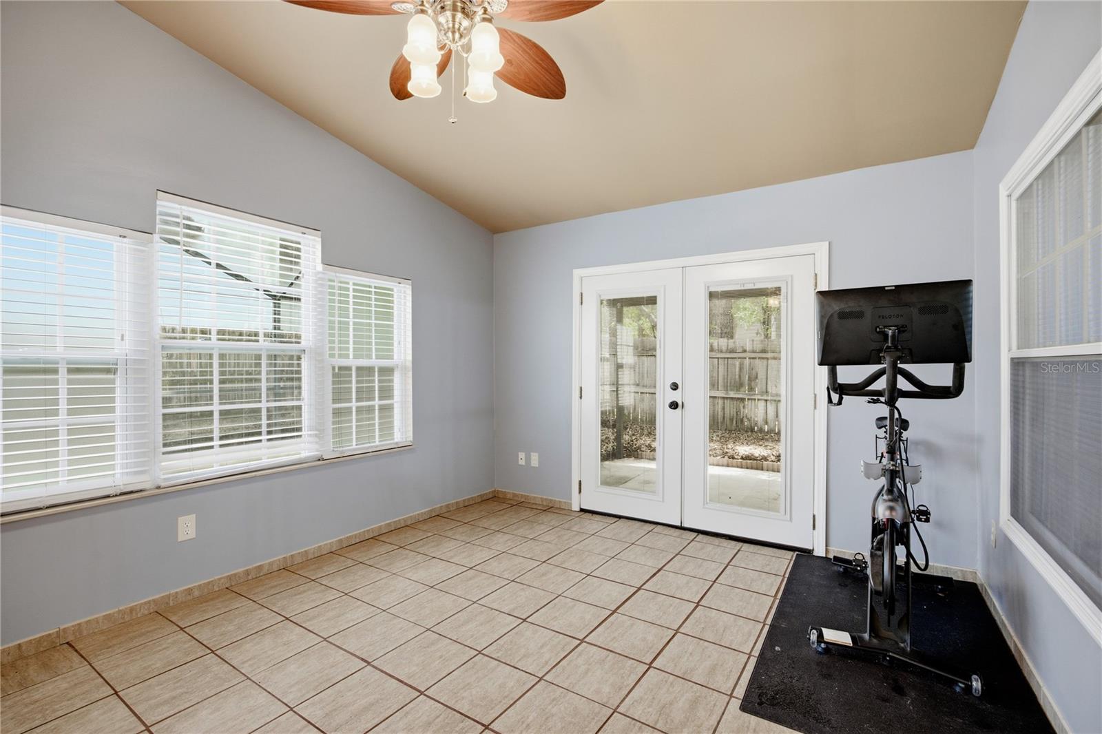 11624 Nw 13th Ln Property Photo 20