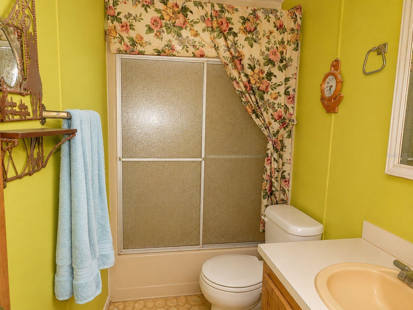 107 Green Oak Dr Property Photo 15