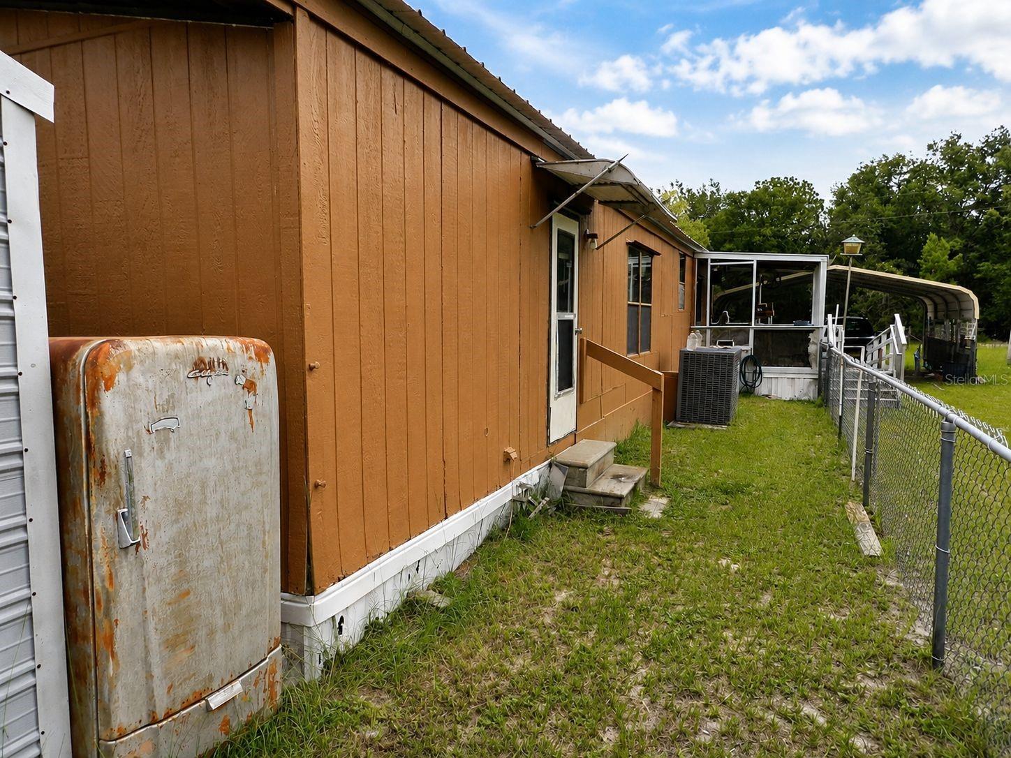 107 Green Oak Dr Property Photo 23