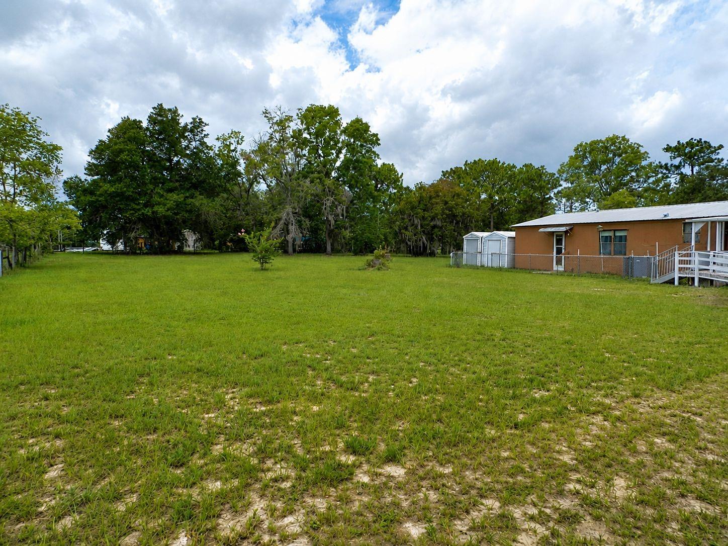 107 Green Oak Dr Property Photo 24