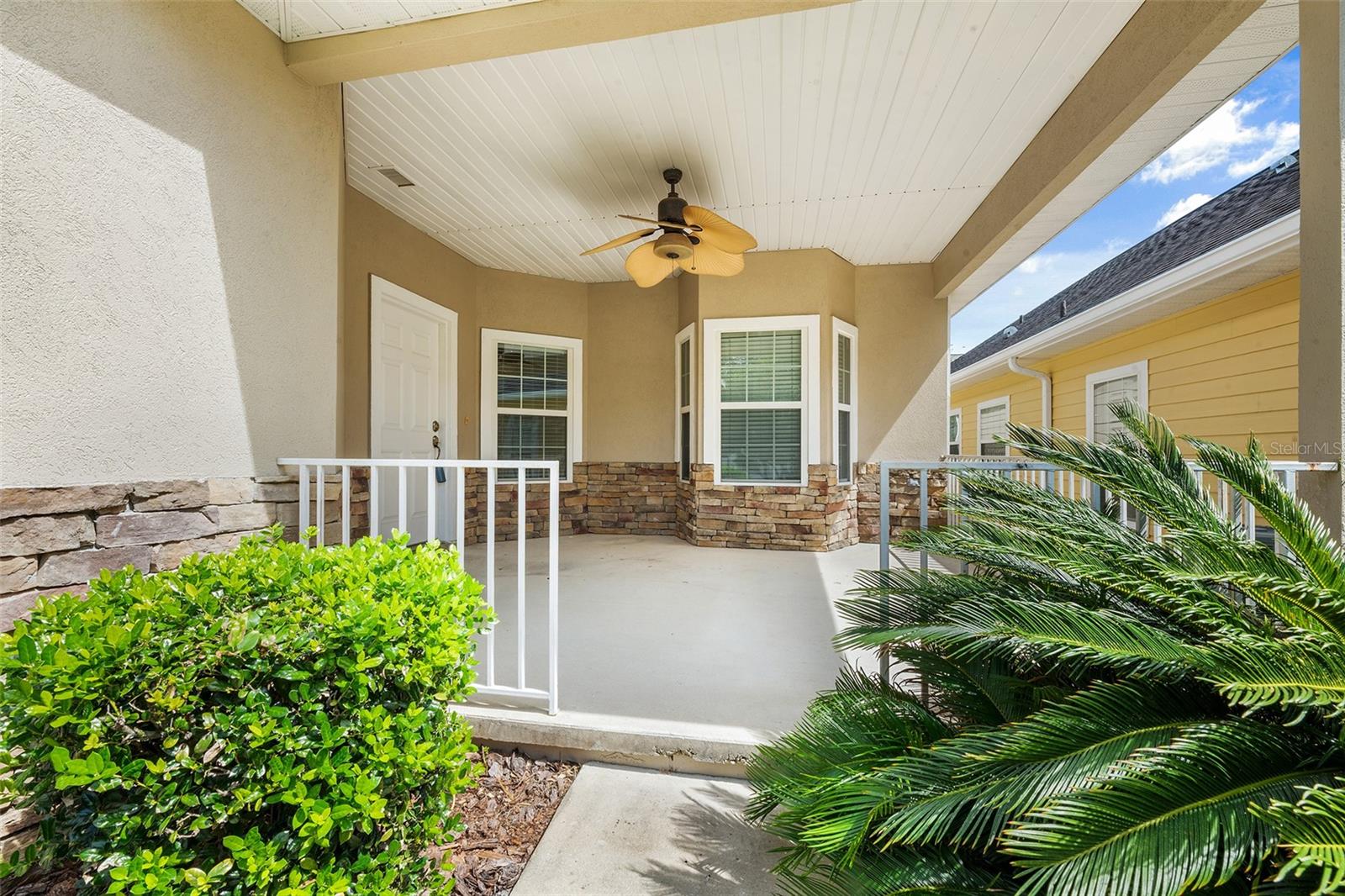 1125 Nw 120th Way Property Photo 3