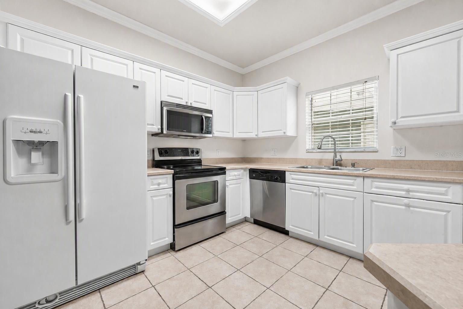 1125 Nw 120th Way Property Photo 8