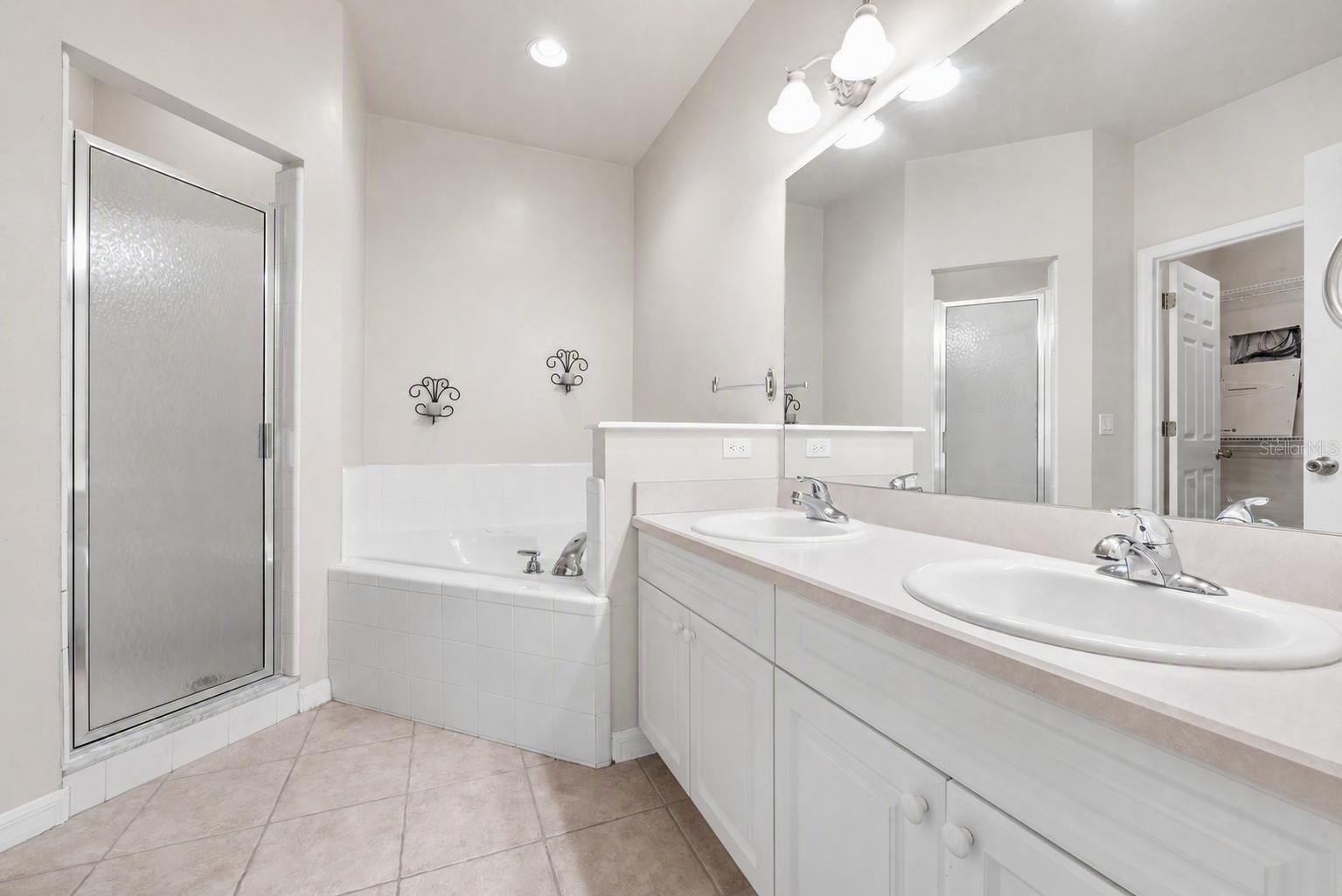 1125 Nw 120th Way Property Photo 14