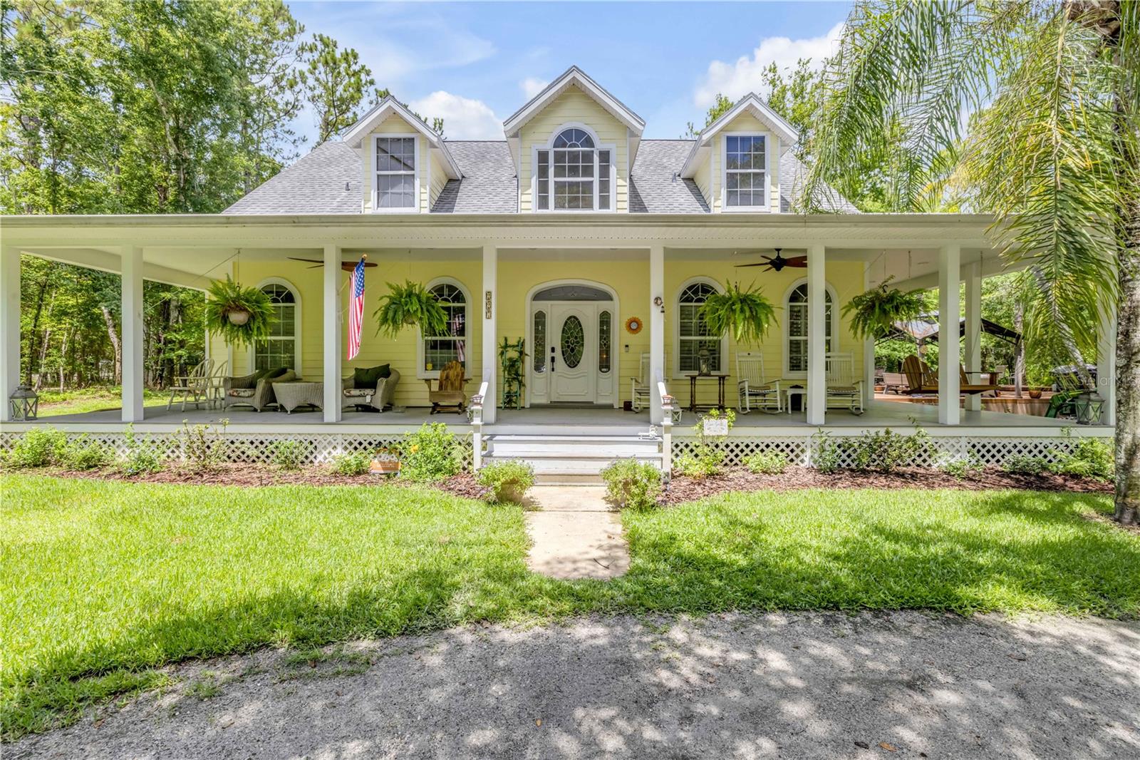 227 N SAMSULA DR
