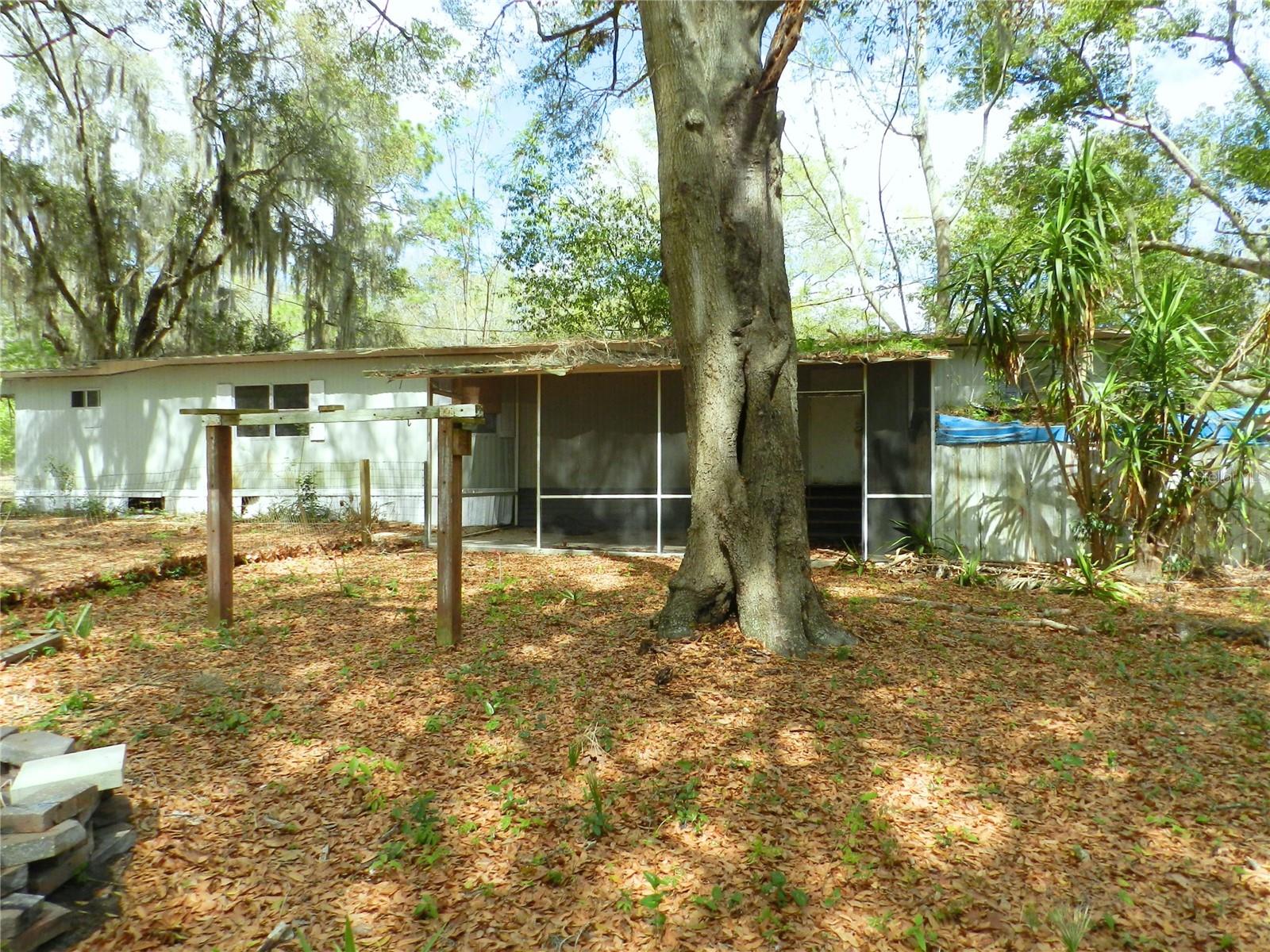 755 Sw Jasmine Ave Property Photo 1