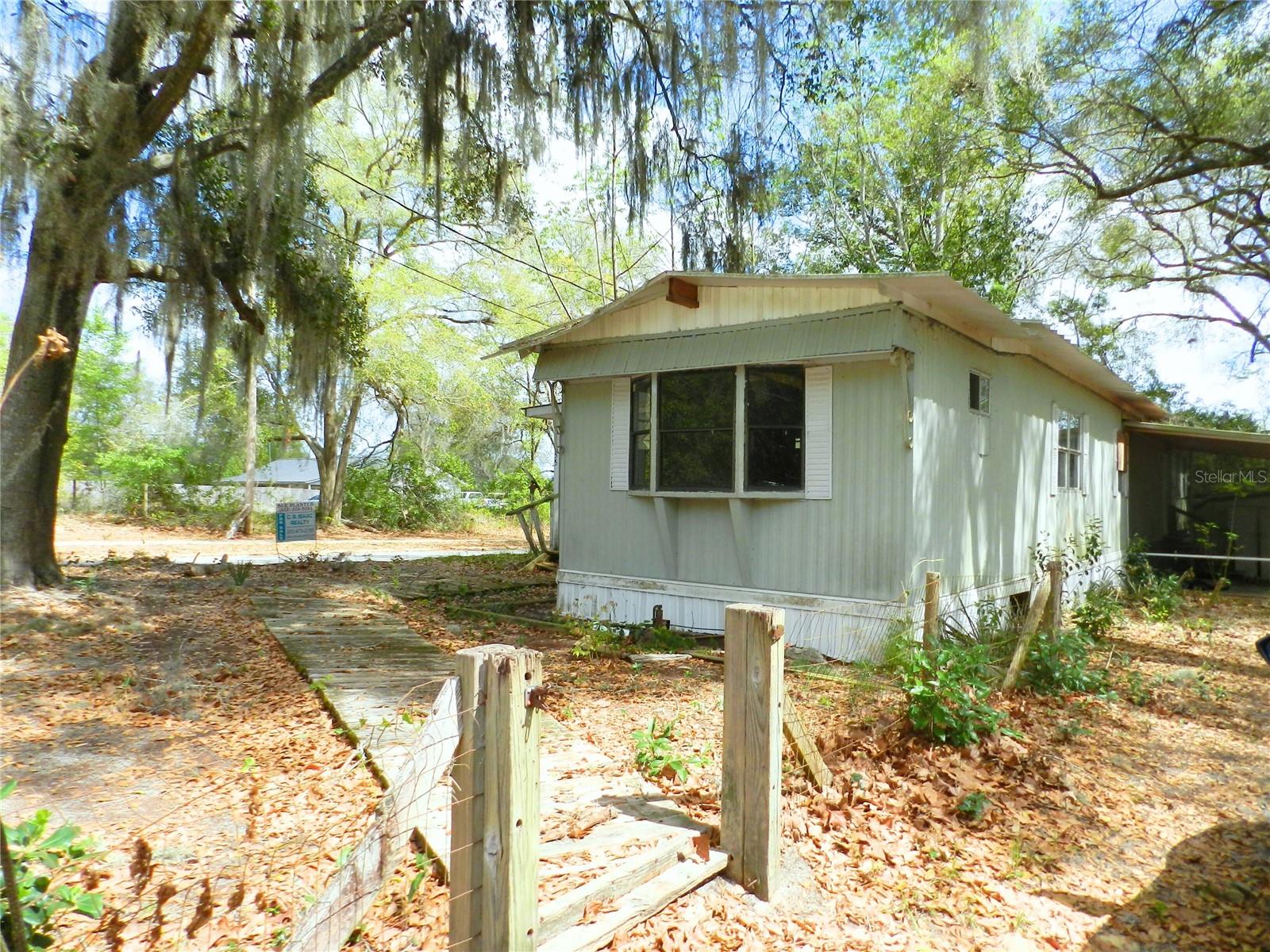 755 Sw Jasmine Ave Property Photo 2