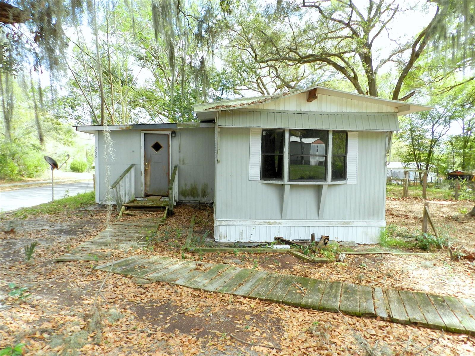755 Sw Jasmine Ave Property Photo 4