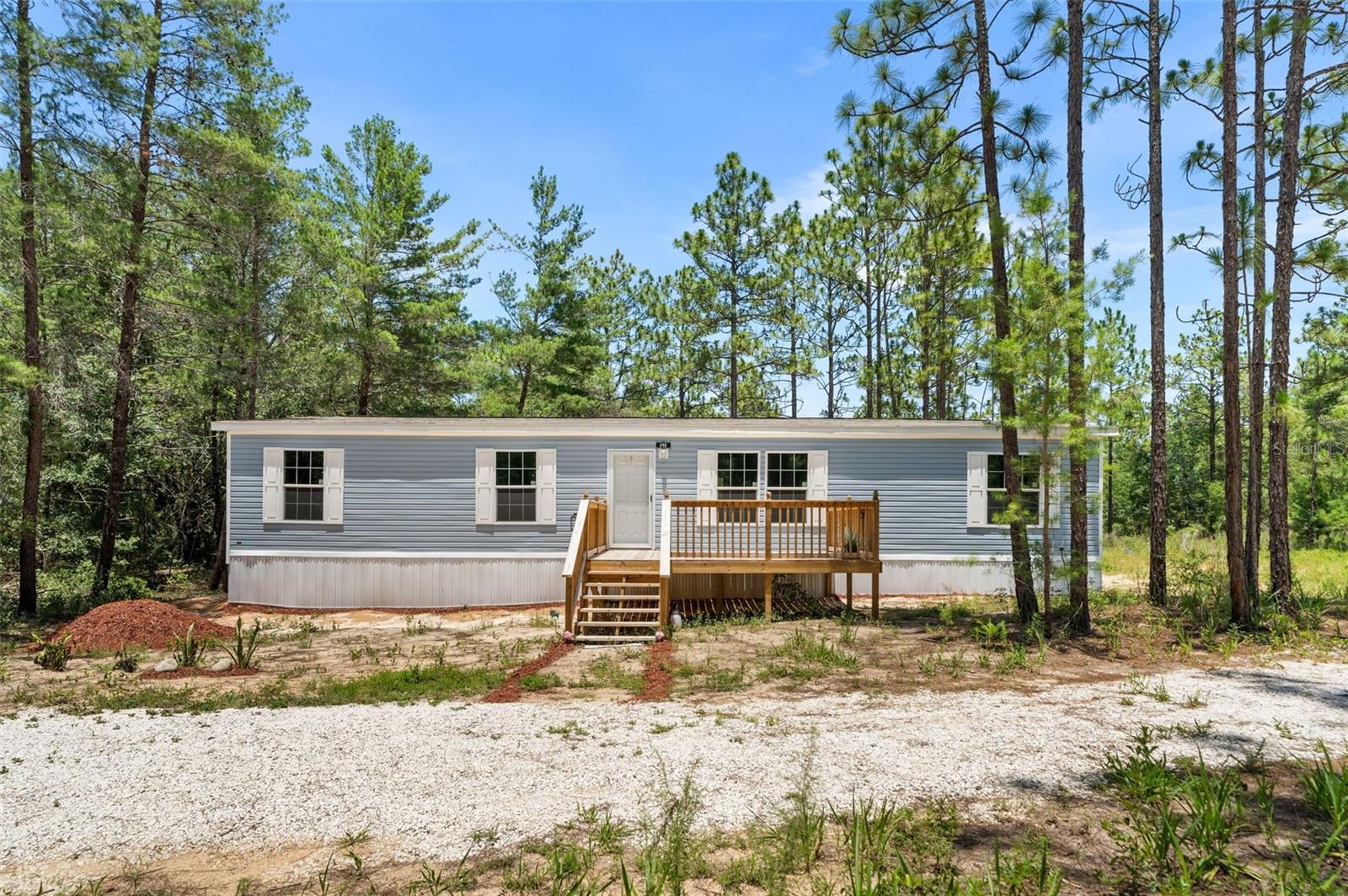 419 Lily Trl Property Photo 1