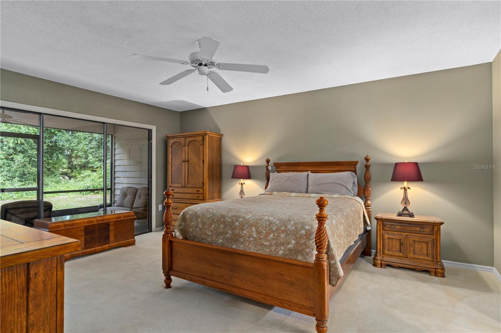 10 Sycamore Ct S Property Photo 8