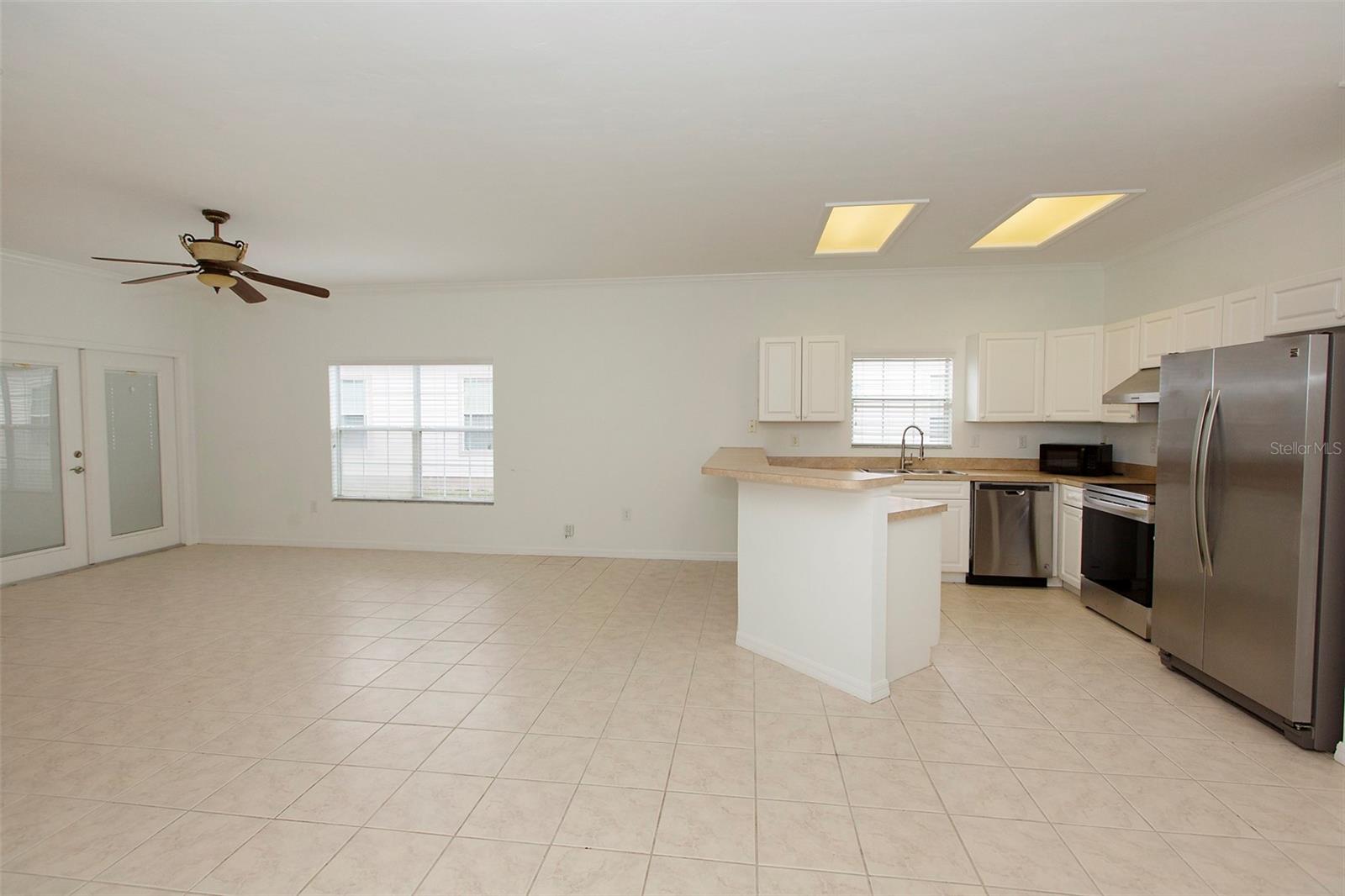 7952 Nw 51st Way Property Photo 5