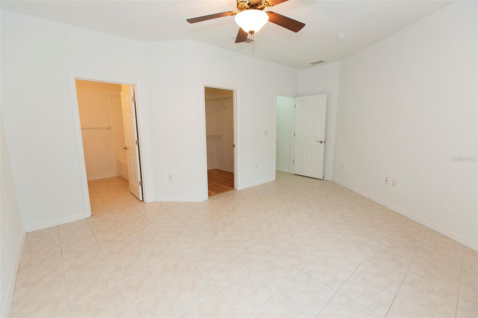 7952 Nw 51st Way Property Photo 11