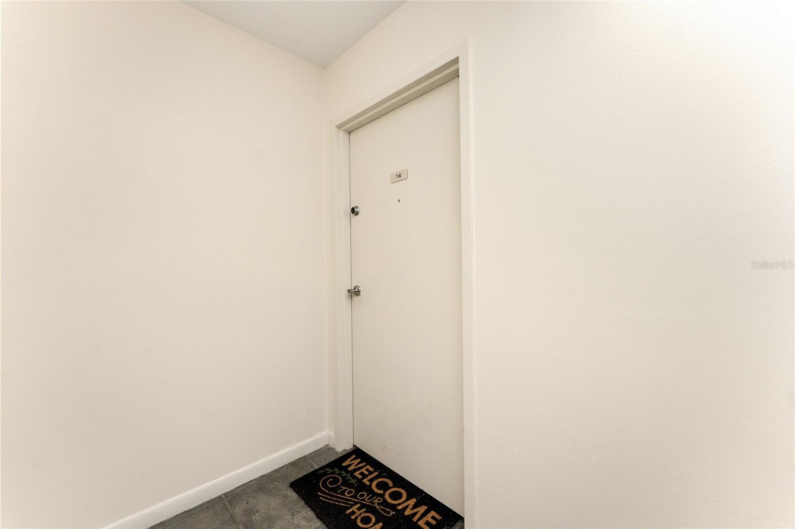 408 W University Ave #7b Property Photo 12