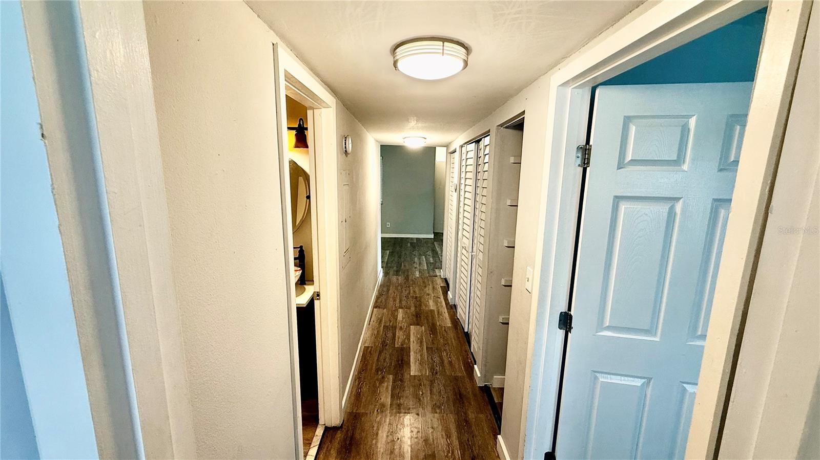 6519 W Newberry Rd #812 Property Photo 11