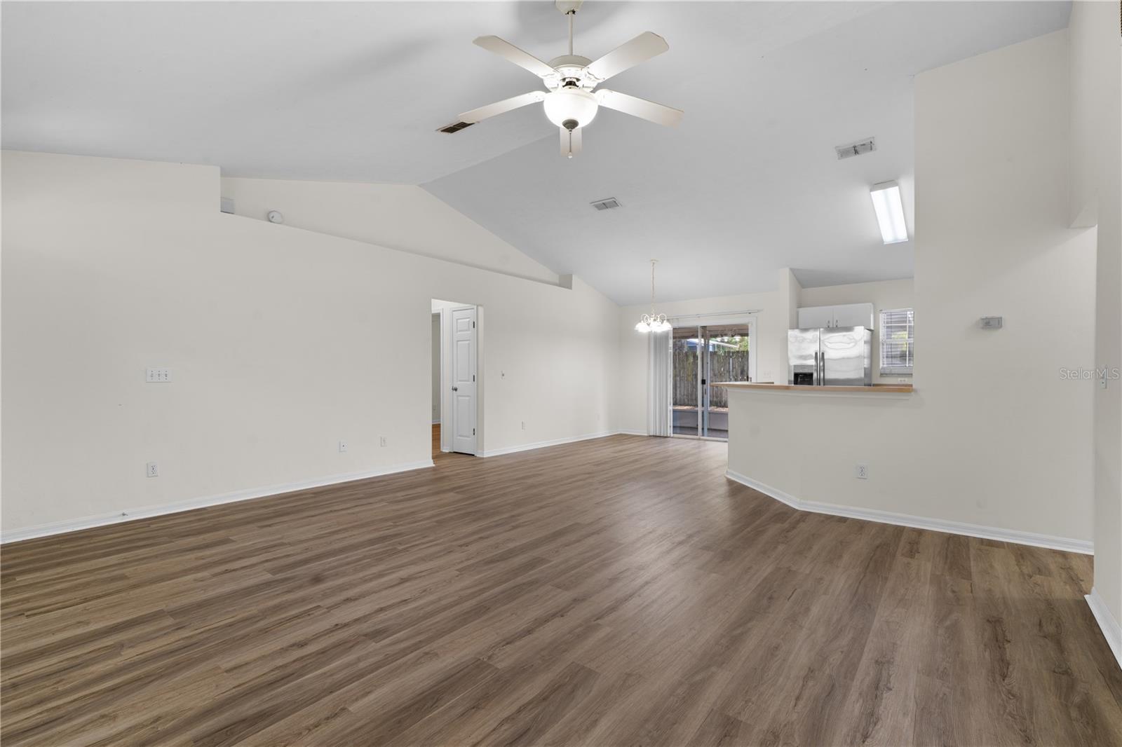 2077 Sw 42nd Ln Property Photo 6