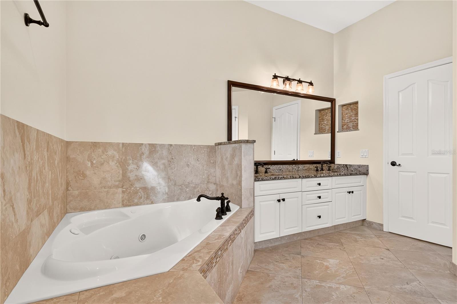 9410 Sw 35th Ln Property Photo 62