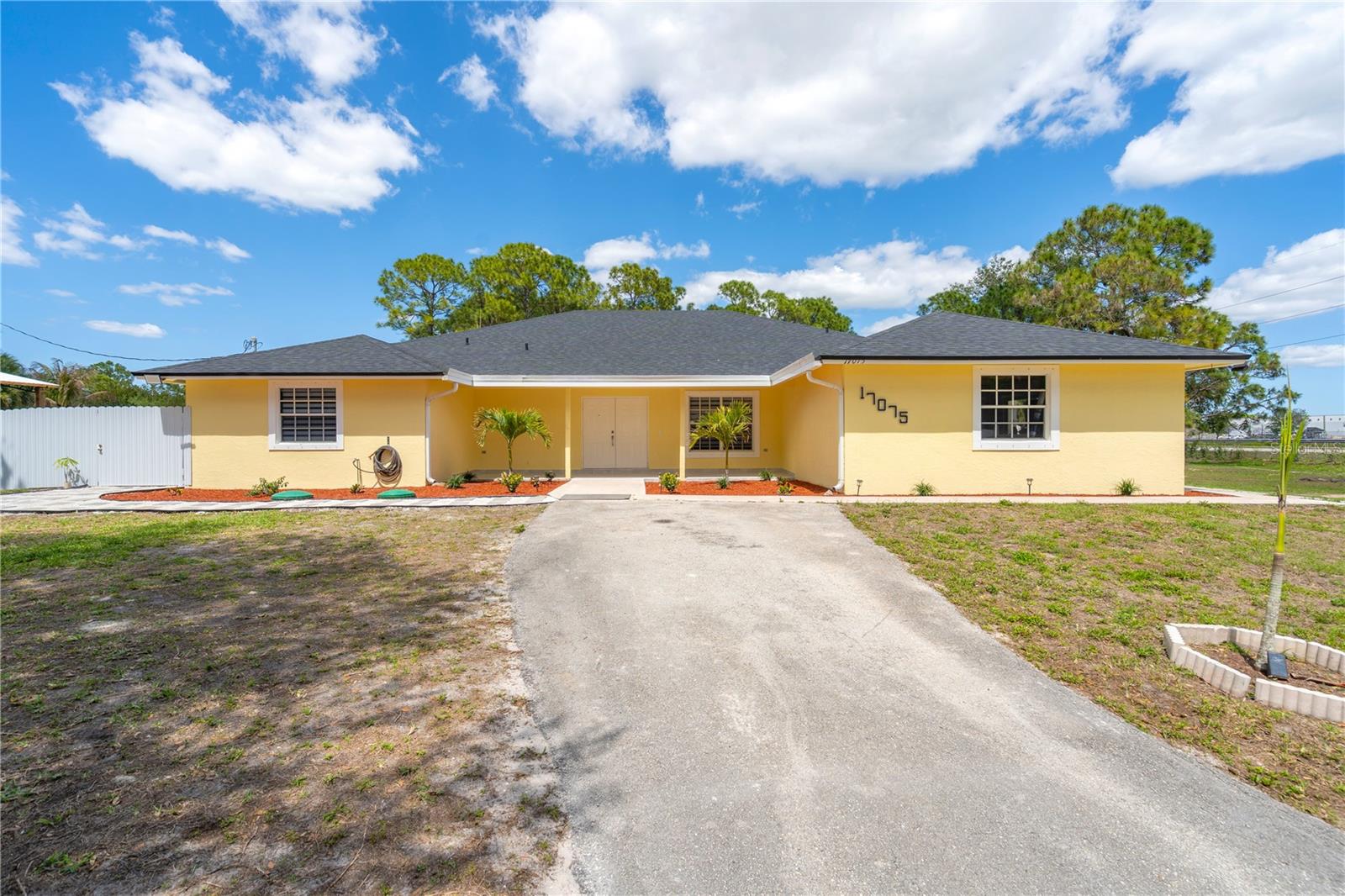 17075 Orange Grove Blvd Property Photo 1