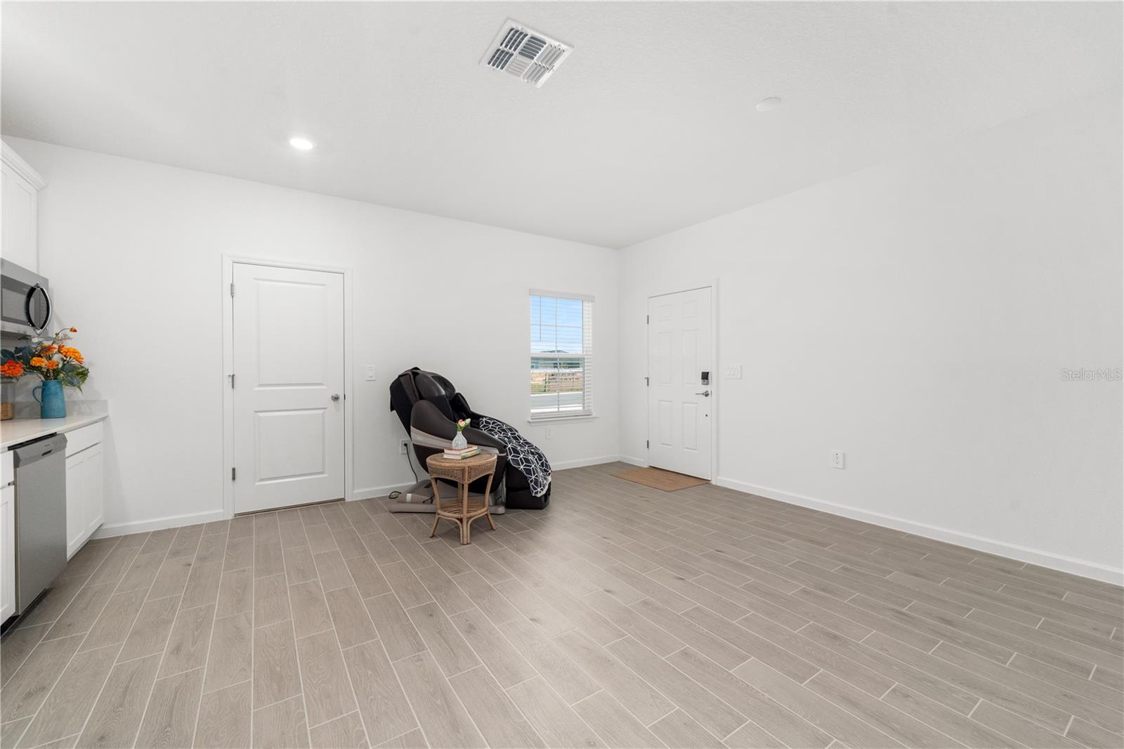 13941 Nw Convergence Blvd Property Photo 35