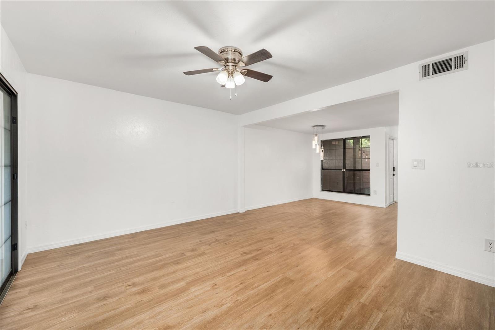 825 Sw 55th Ter Property Photo 9