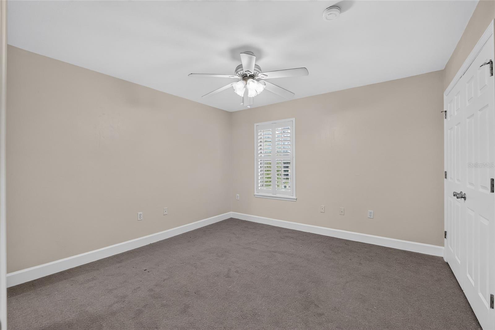 2927 Sw 35th Pl #115 Property Photo 19