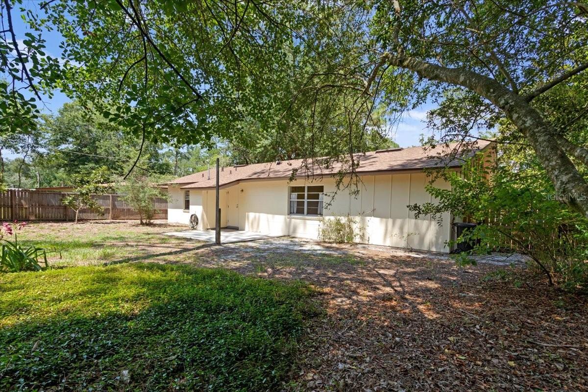 1302 Ne 14th Ter Property Photo 21