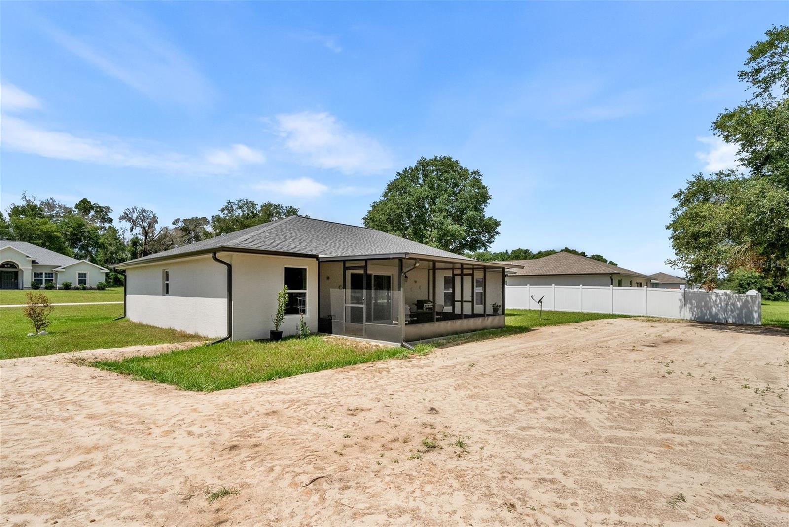 1831 Ne 160th Pl Property Photo 29