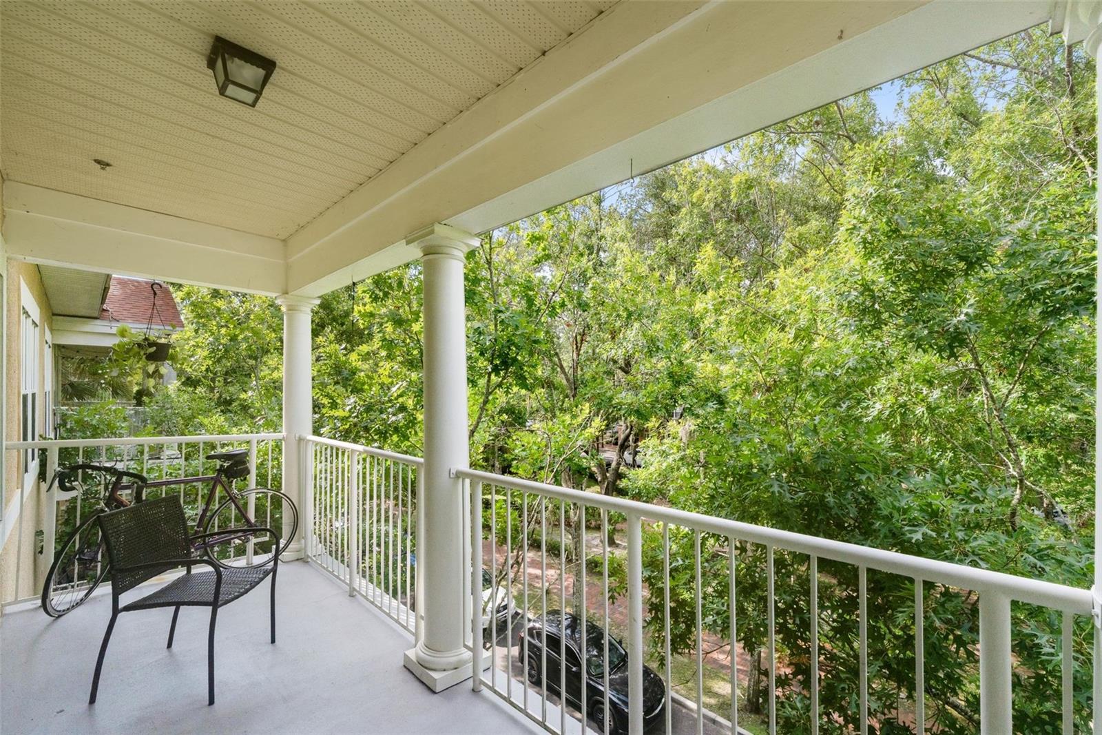 9124 Sw 51st Rd #302 Property Photo 4