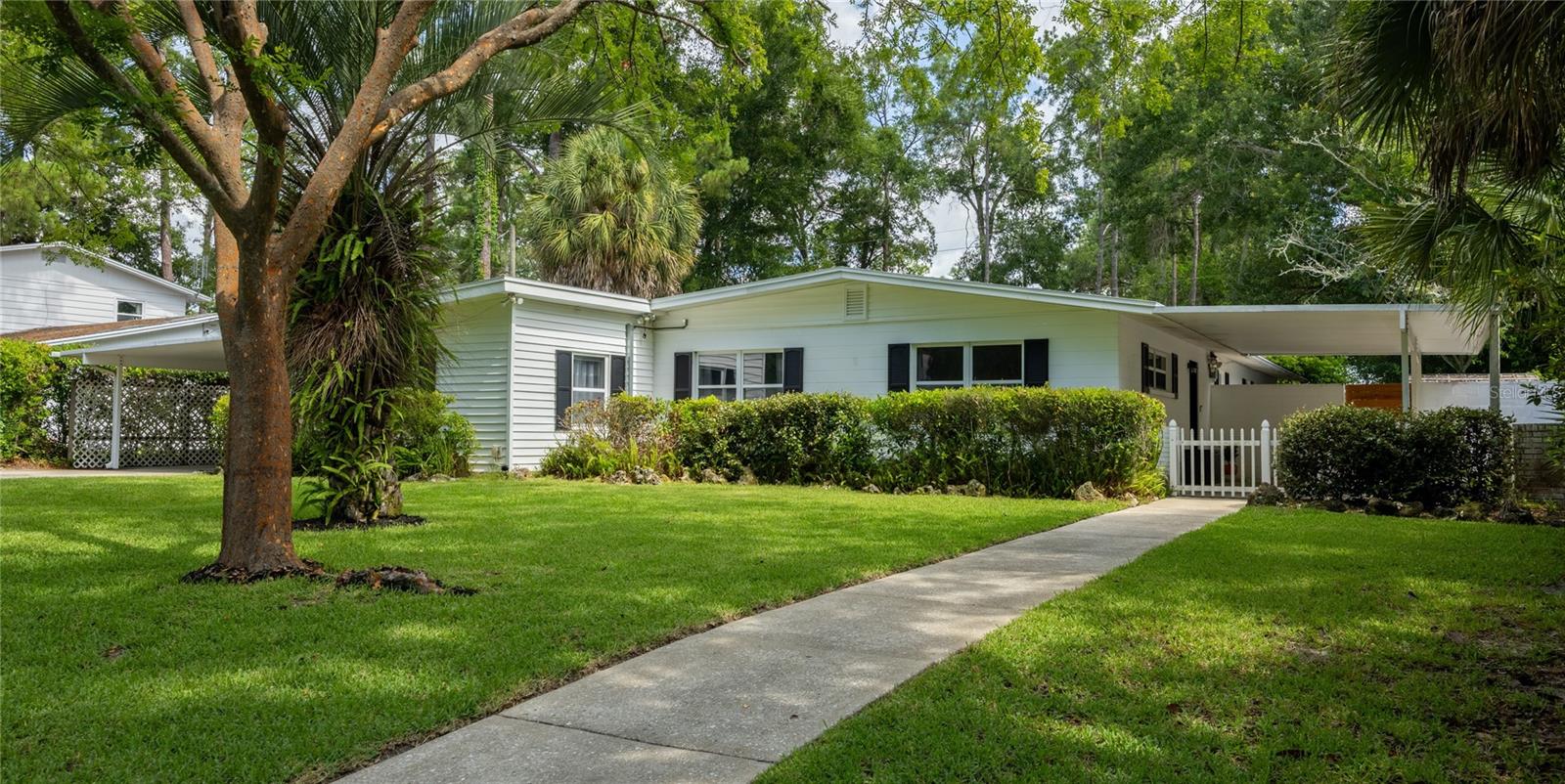 4204 Nw 19th Pl Property Photo 1