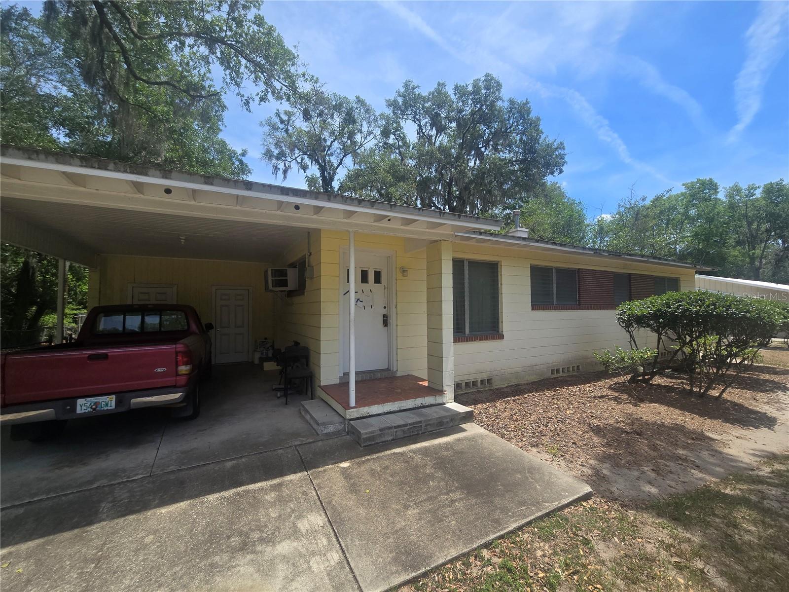 217 Nw 36th St Property Photo 12