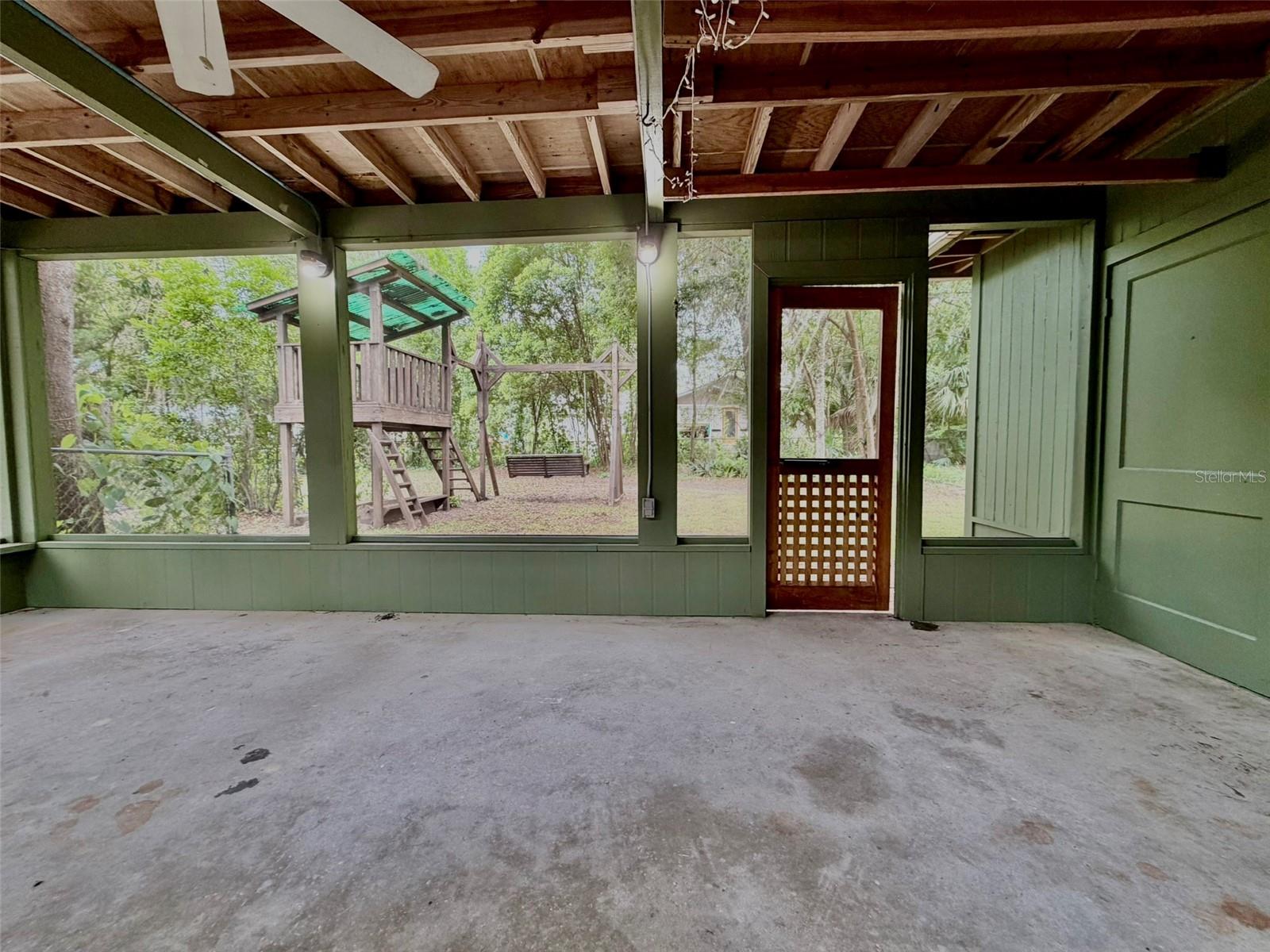 905 Nw 36th Ave Property Photo 51