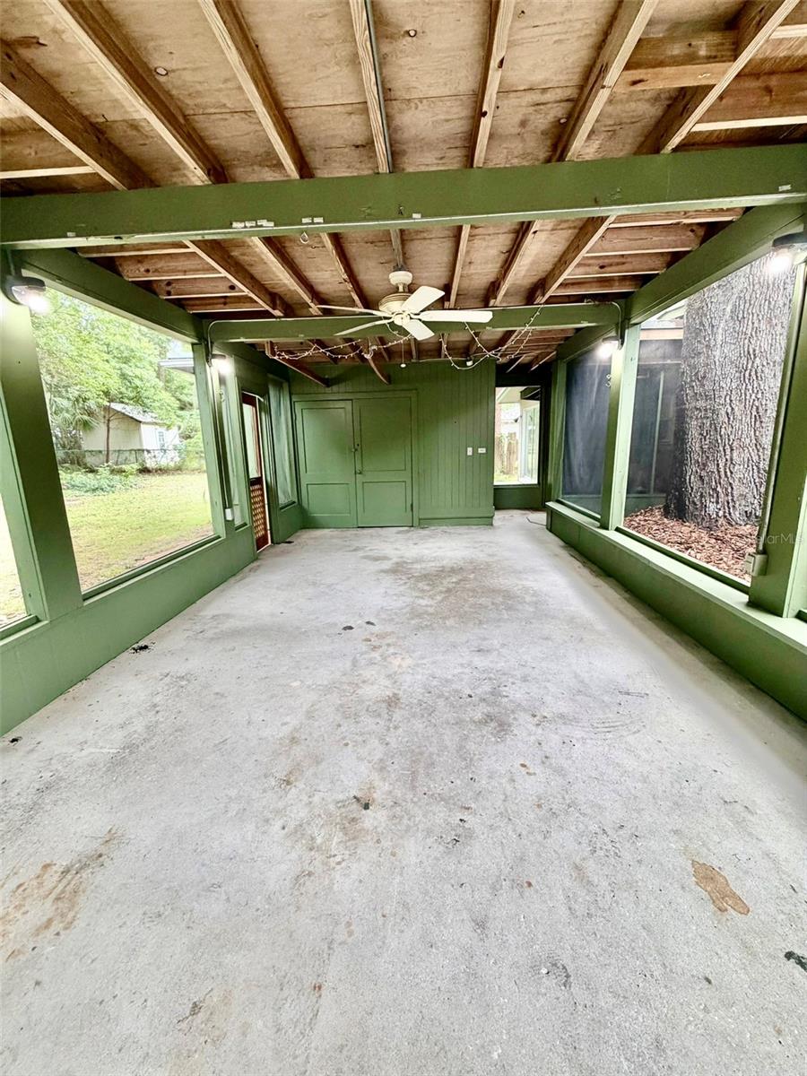 905 Nw 36th Ave Property Photo 53