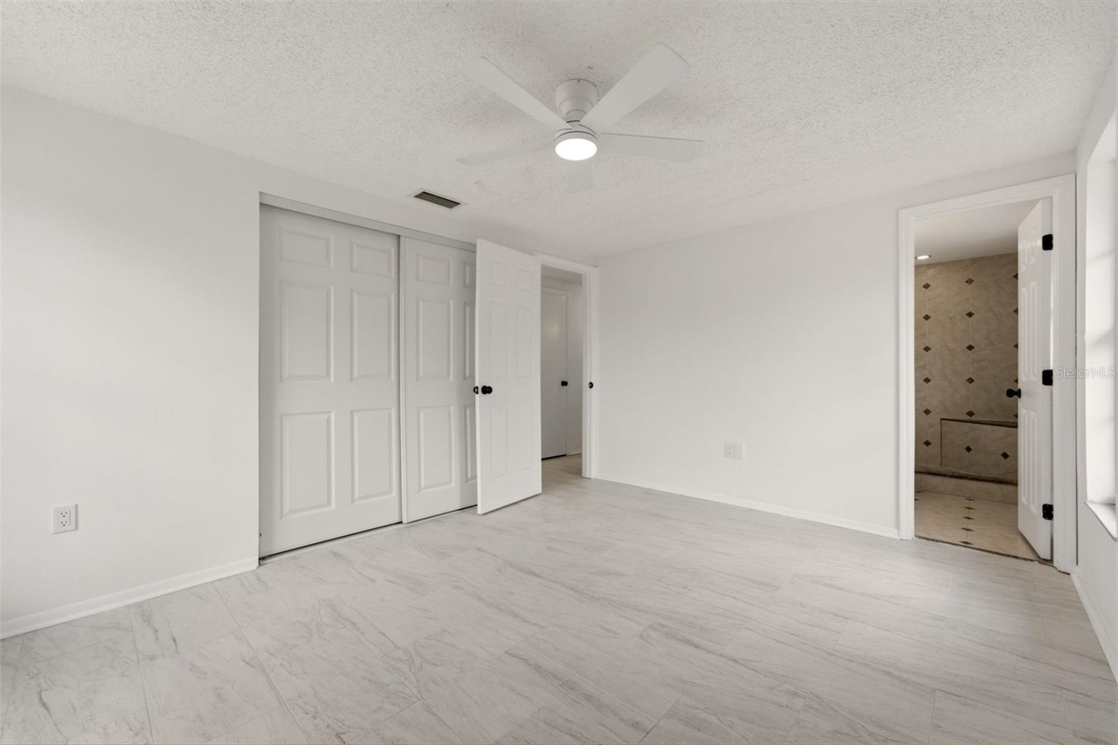 4731 Atlantic Ave Property Photo 17