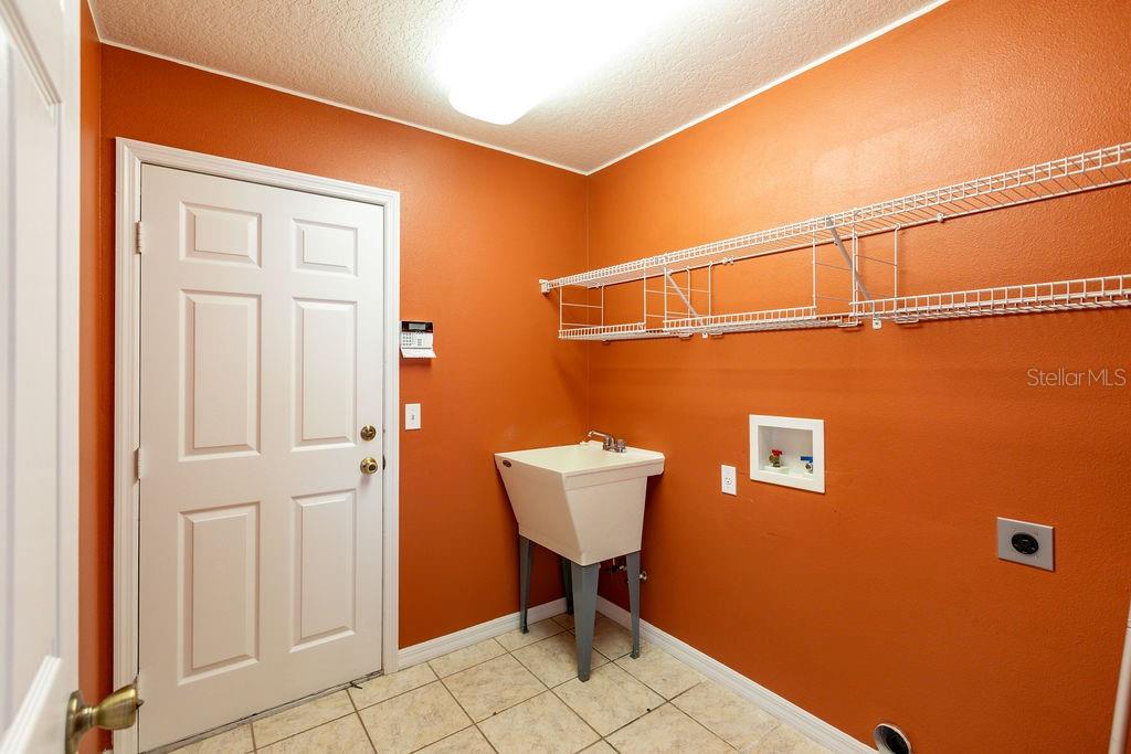 5580 Sw 81st Pl Property Photo 25