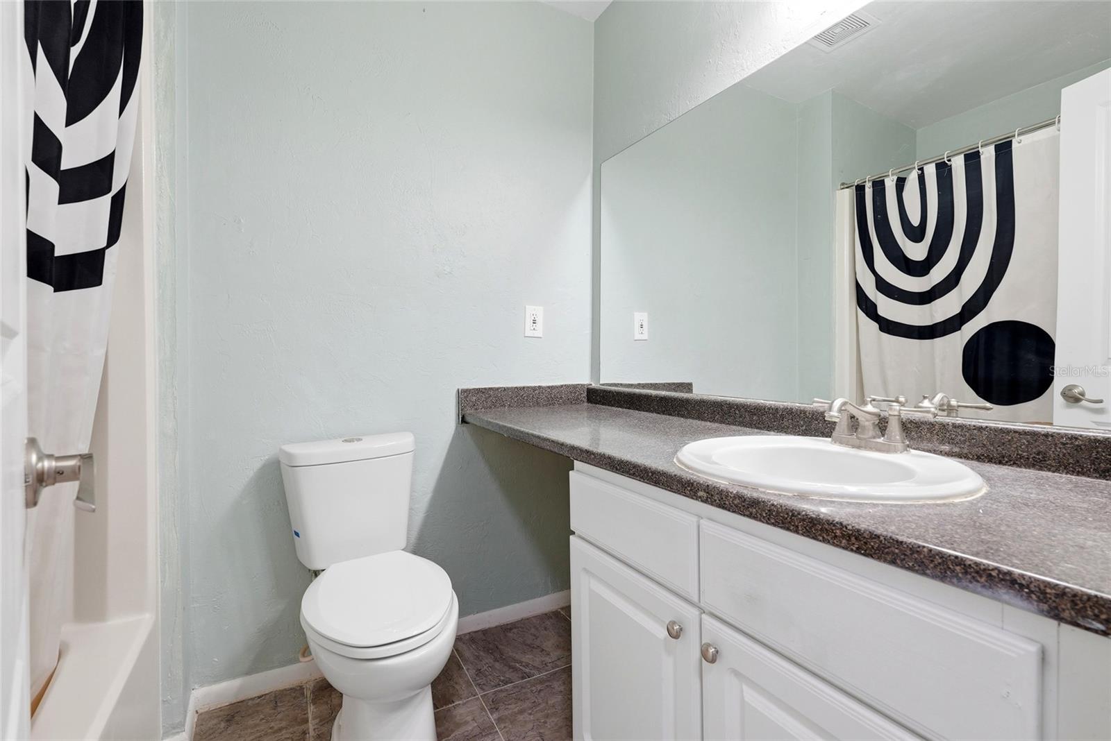507 Nw 39th Rd #301 Property Photo 28