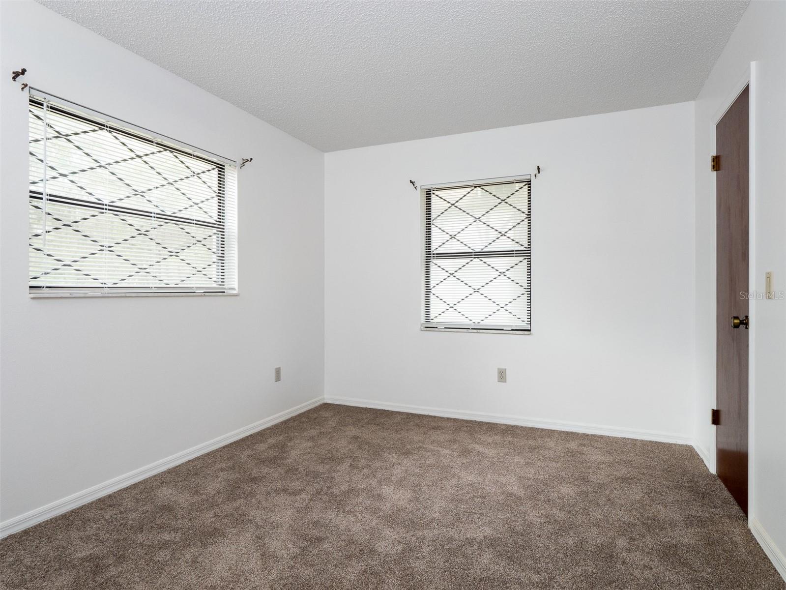 121 Serena Cir Property Photo 14