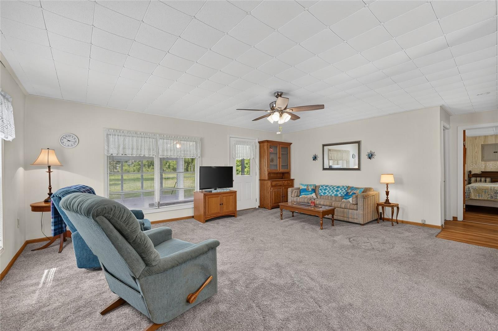 148 Lake Shore Ter Property Photo 12