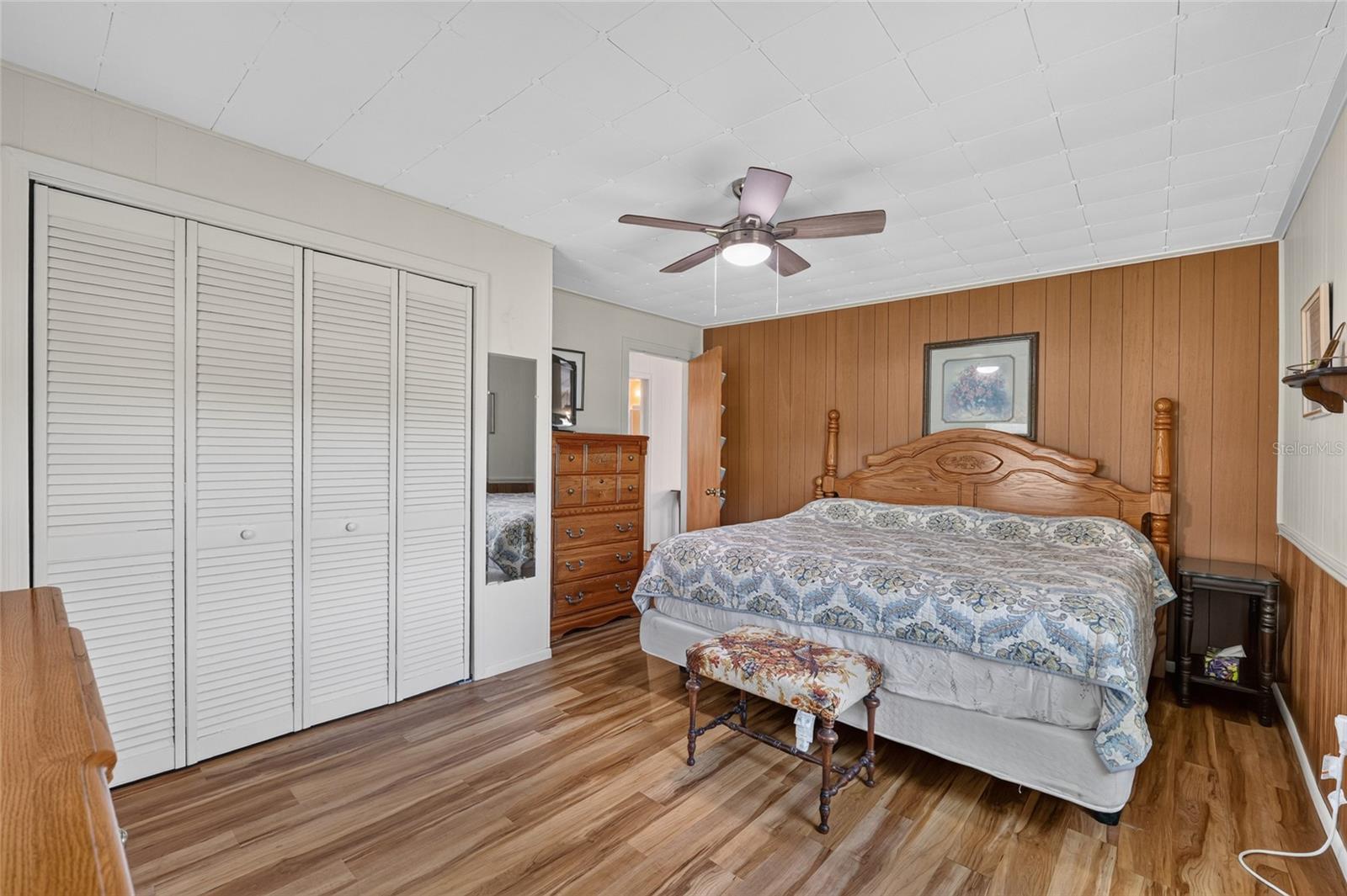 148 Lake Shore Ter Property Photo 19