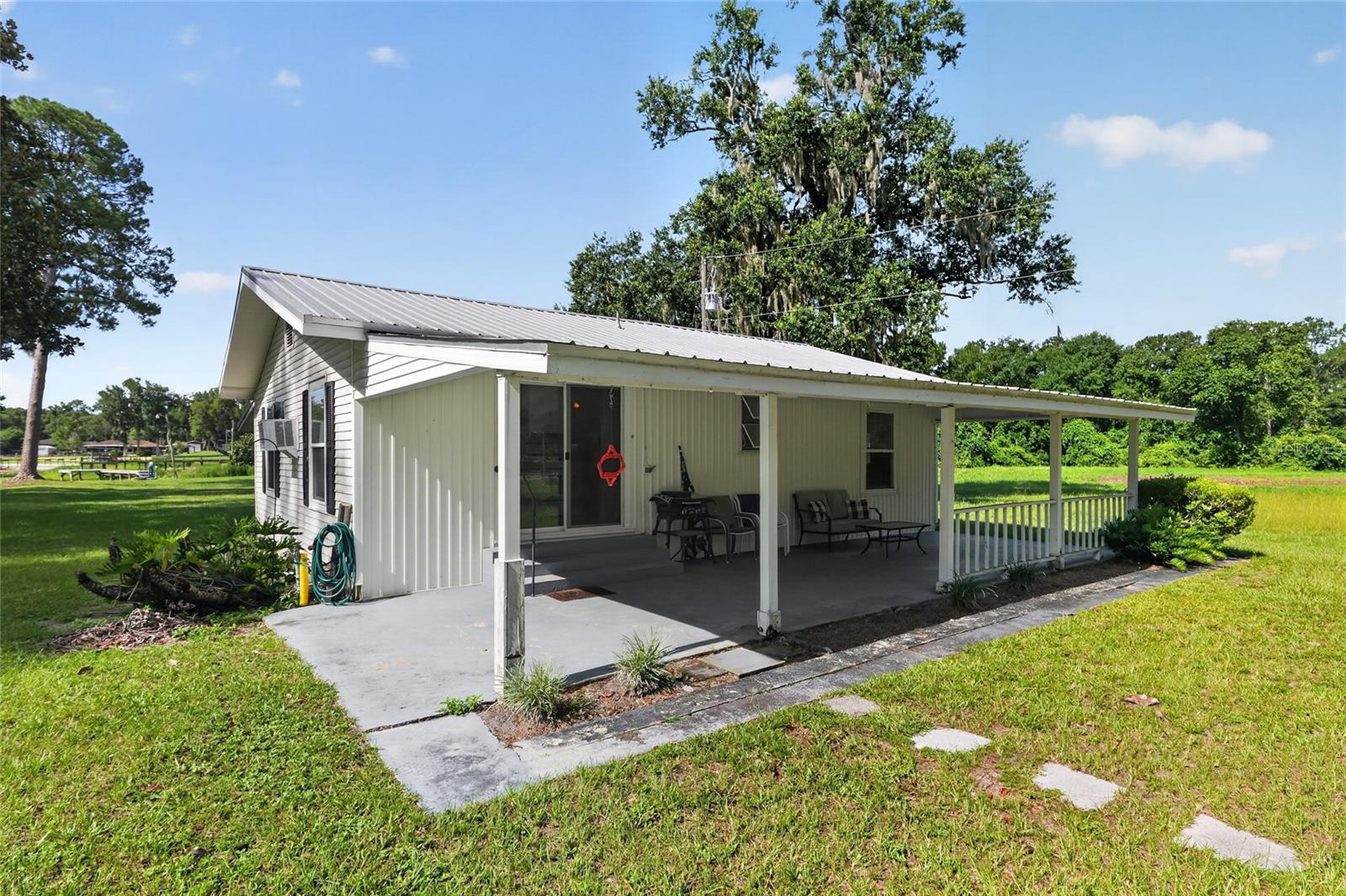 148 Lake Shore Ter Property Photo 37