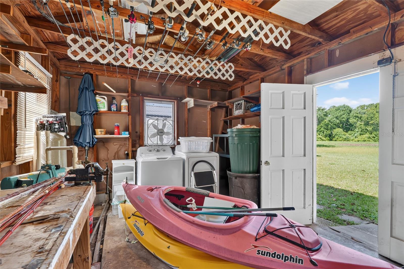 148 Lake Shore Ter Property Photo 43