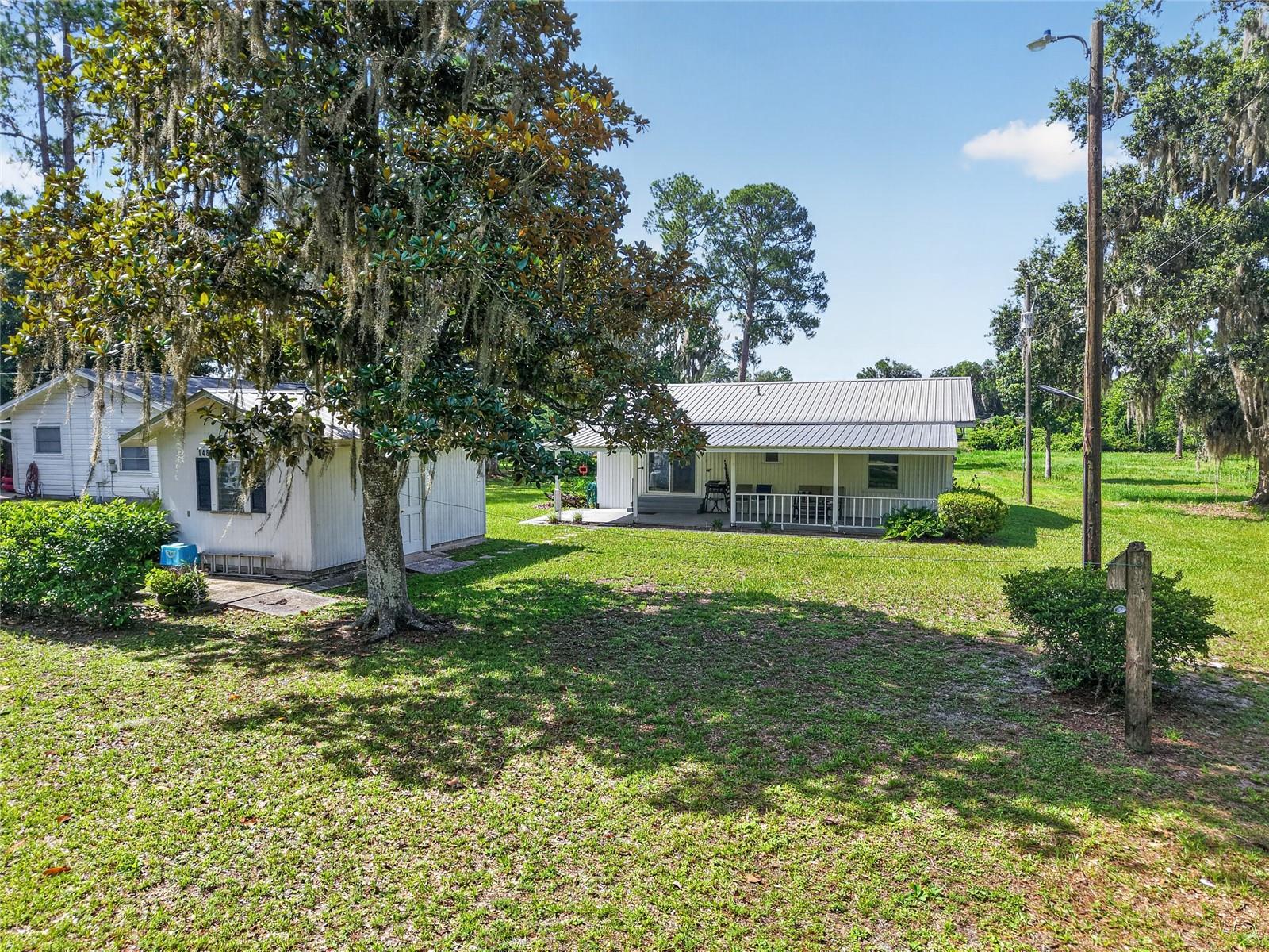 148 Lake Shore Ter Property Photo 44