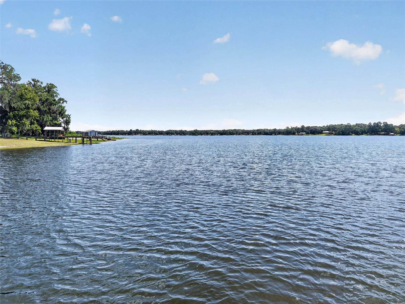 148 Lake Shore Ter Property Photo 54